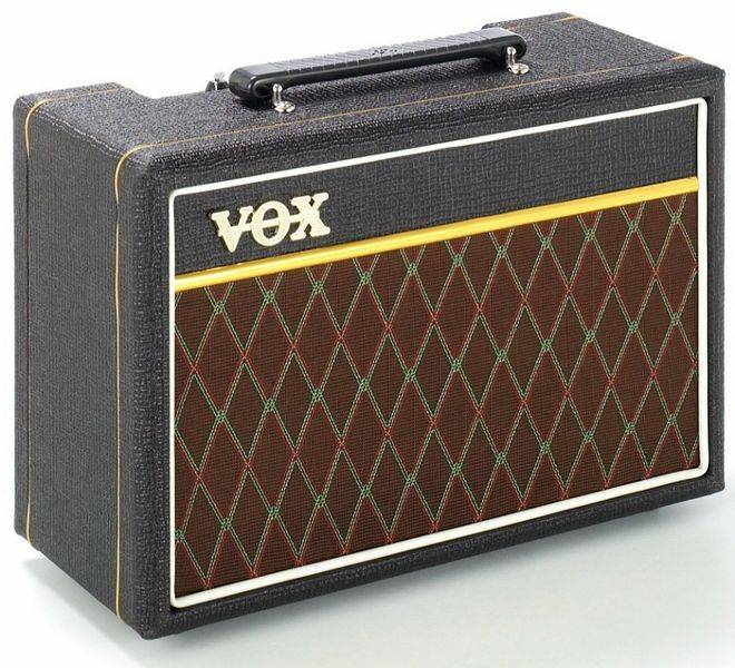 Фото Гитарный комбо-усилитель VOX PATHFINDER 10